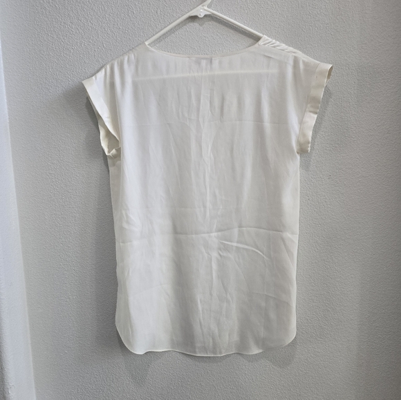 Express white sheer v-neck blouse size XS/TP - Picture 2 of 3